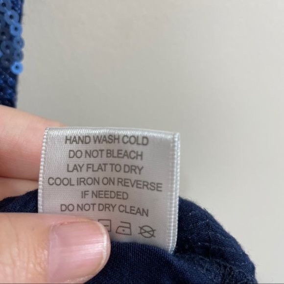 Charlotte Russe‎ Women's Large Navy Sequin Tank Top - Picture 7 of 7